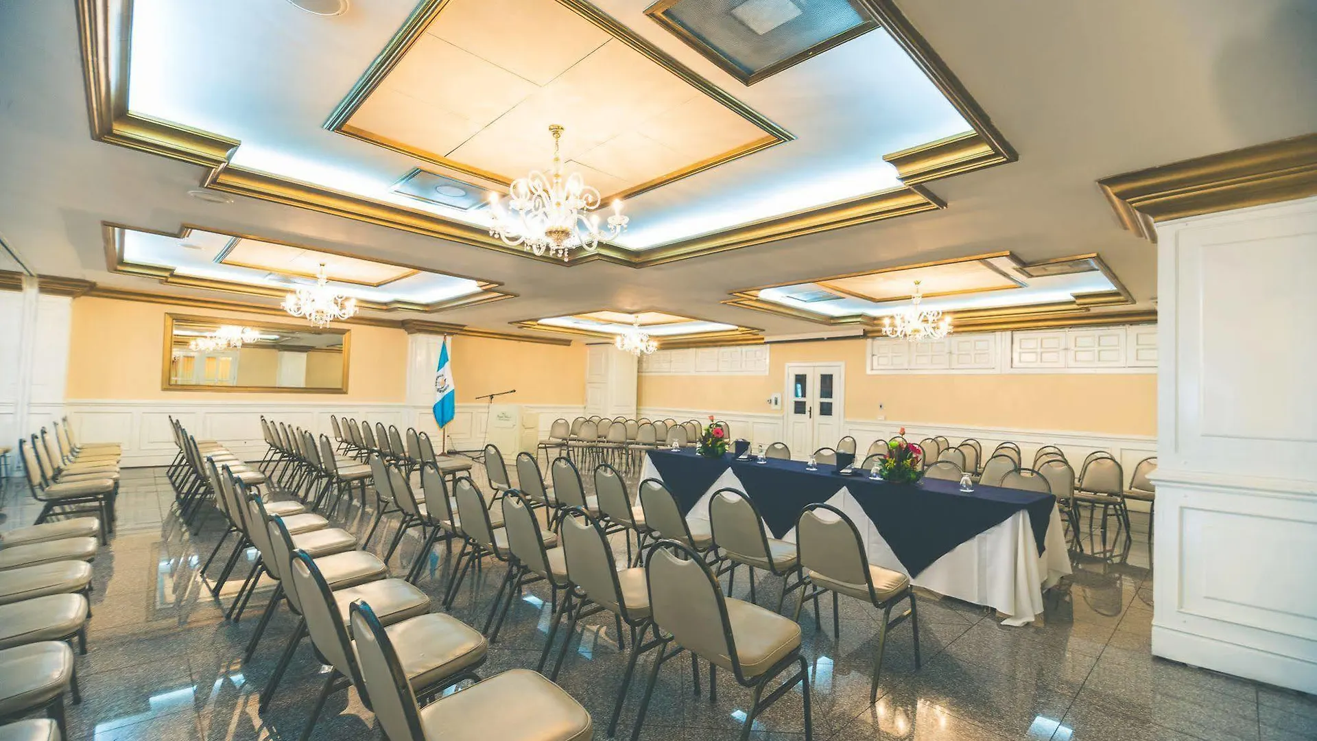 Hotel Royal Palace Guatemala City 3*,  Guatemala